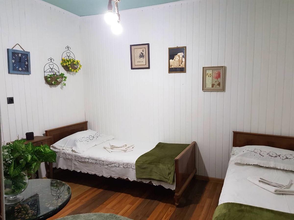 Gela'S Apartment Тбилиси Экстерьер фото